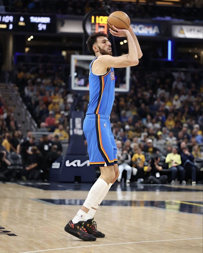 Chet Holmgren, con 2,16 metros, es uno de los jugadores más altos de la NBA 2025-2026.