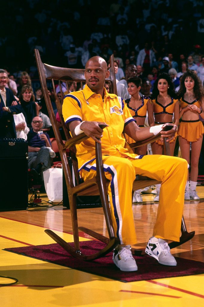 Kareem Abdul-Jabbar, 20 temporadas, uno de los jugadores con más temporadas disputadas en la historia de la NBA.