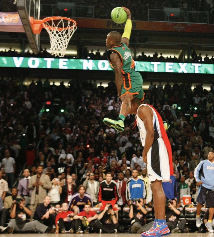 Nate Robinson, 1,75 metros, uno de los jugadores más bajos en la historia de la NBA.