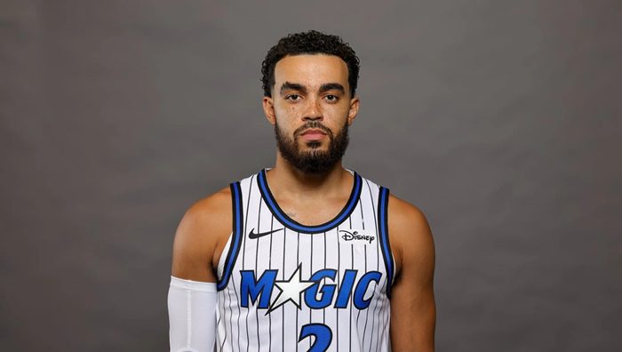 Tyus Jones, 1,83 metros, uno de los jugadores más bajos de la NBA.