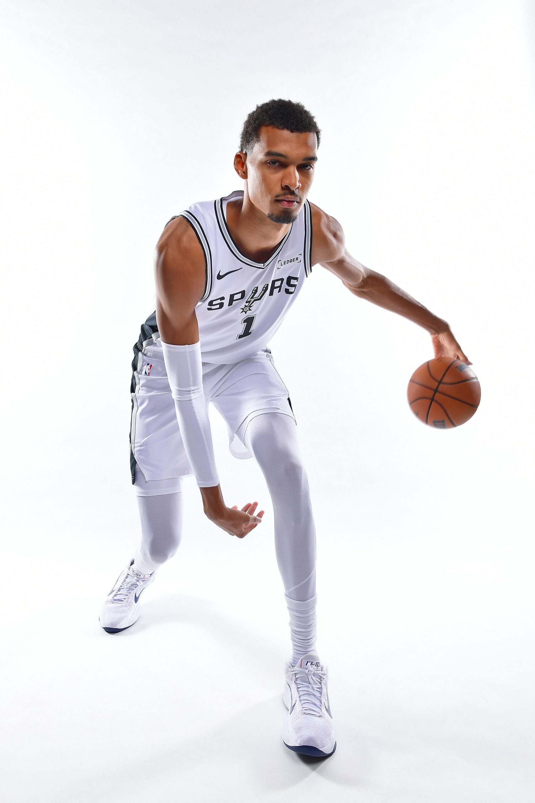 Victor Wembanyama es el jugador más alto de la NBA 2025-2026.