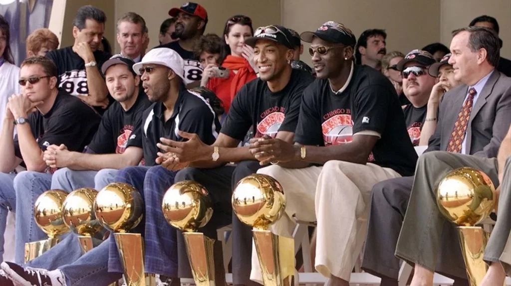Chicago Bulls, celebrando su título de campeón de 1998.