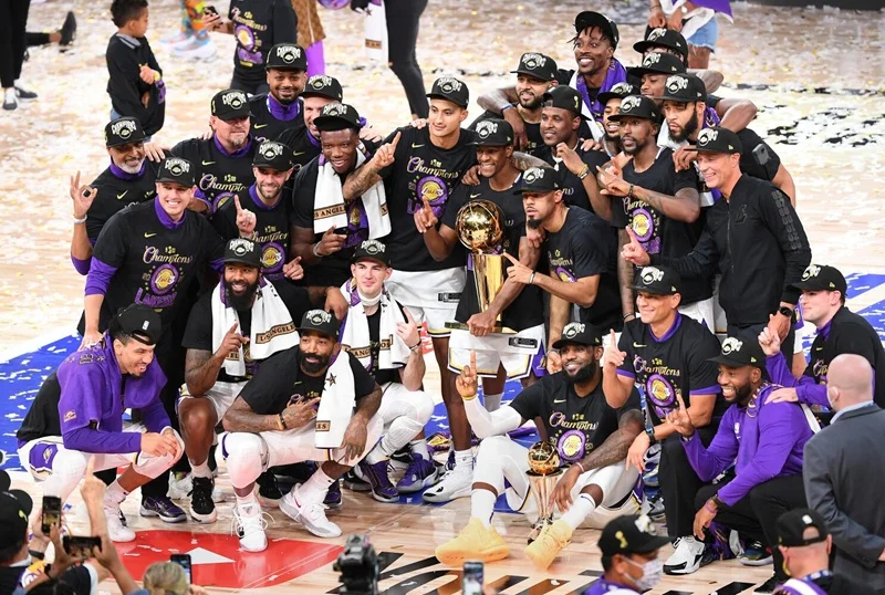 Los Angeles Lakers, celebrando su título de campeón de 2020.